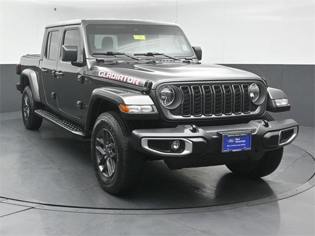 used 2024 Jeep Gladiator car, priced at $34,495
