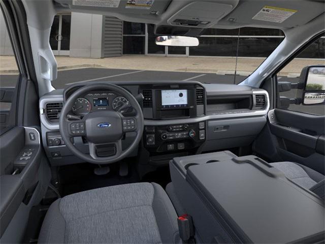 new 2025 Ford F-250 car, priced at $58,660