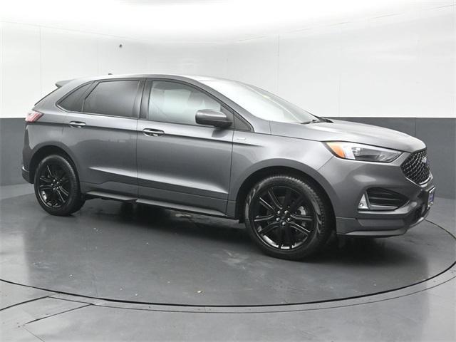 used 2022 Ford Edge car, priced at $31,299