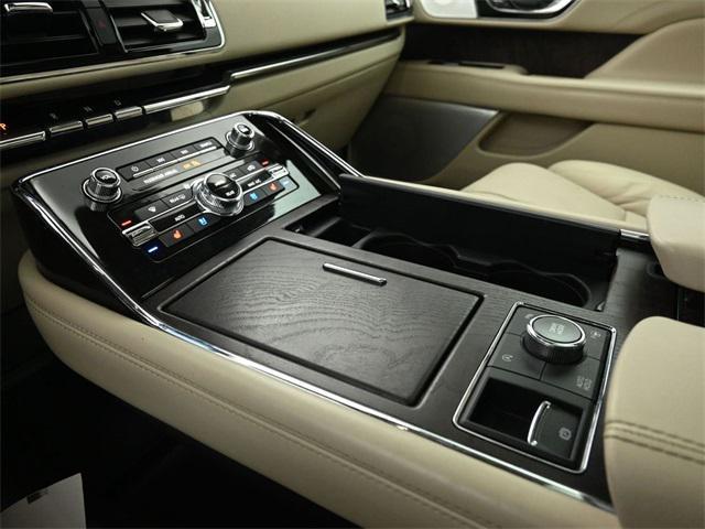 used 2019 Lincoln Navigator car, priced at $34,448