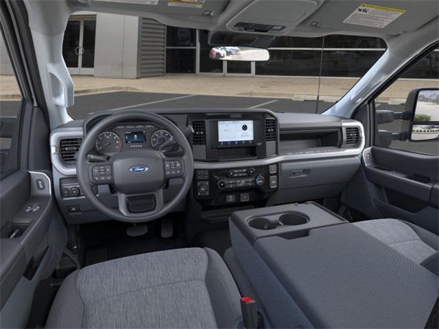new 2025 Ford F-350 car, priced at $51,581