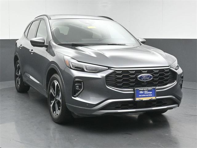 used 2023 Ford Escape car, priced at $29,350