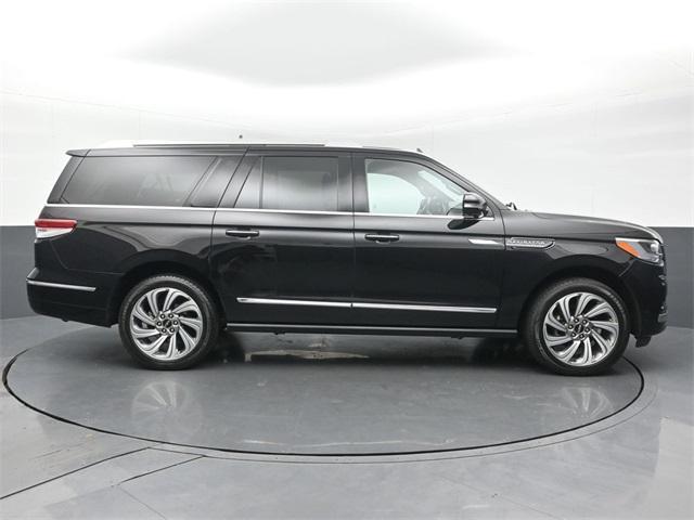 used 2022 Lincoln Navigator car, priced at $53,695