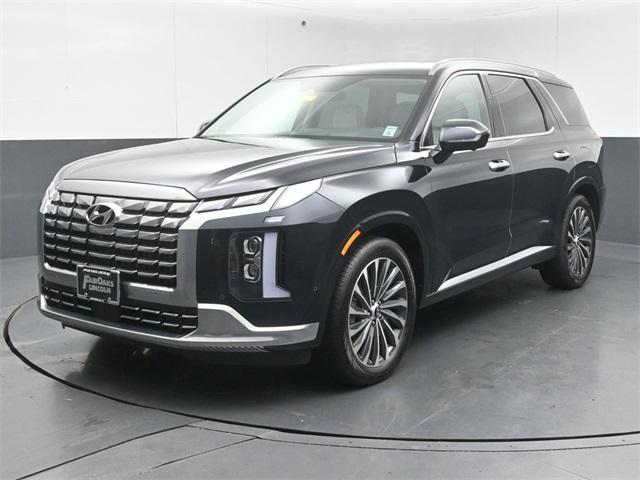 used 2025 Hyundai Palisade car, priced at $47,999