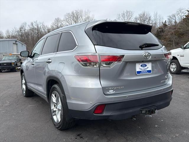 used 2015 Toyota Highlander car, priced at $23,990