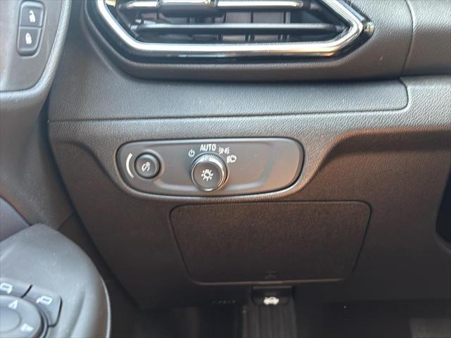 used 2023 Chevrolet Bolt EUV car, priced at $25,690