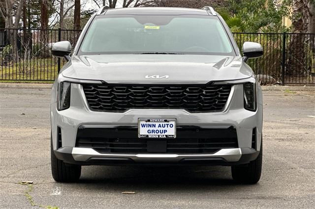 new 2025 Kia Sorento car, priced at $38,325