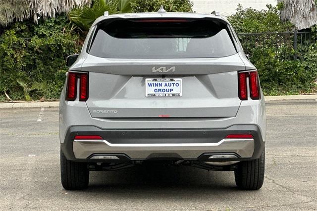 new 2025 Kia Sorento car, priced at $38,325