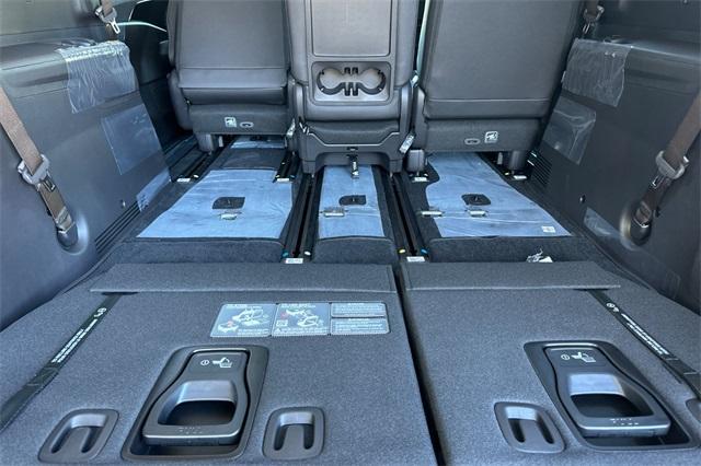 new 2026 Kia Carnival Hybrid car, priced at $54,870