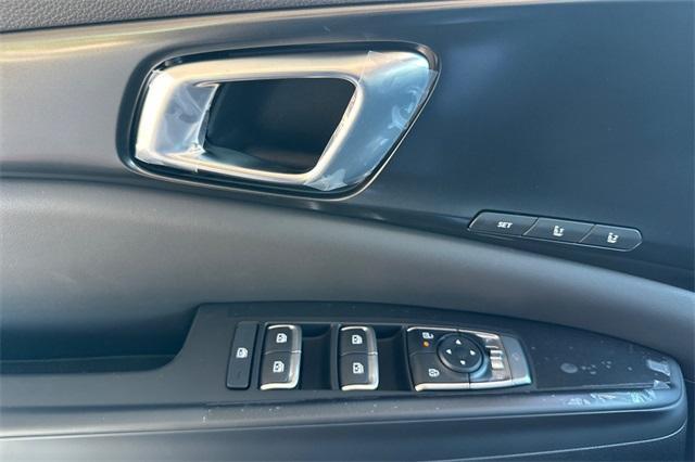 new 2026 Kia Carnival Hybrid car, priced at $54,870