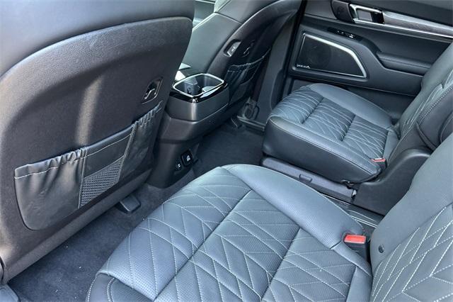 new 2025 Kia Telluride car, priced at $56,440