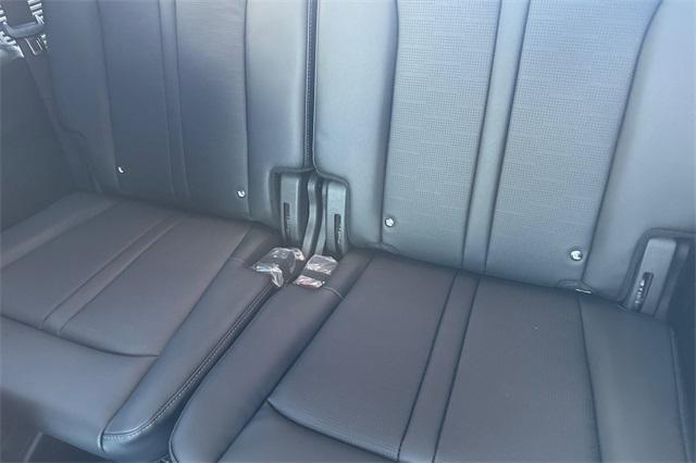 new 2025 Kia Sorento Hybrid car, priced at $42,625