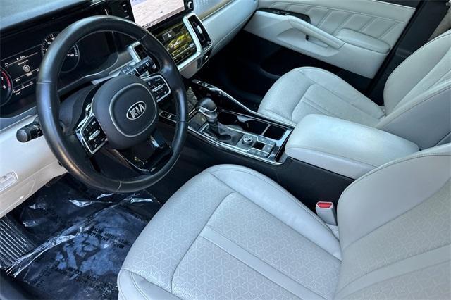 used 2021 Kia Sorento car, priced at $23,728