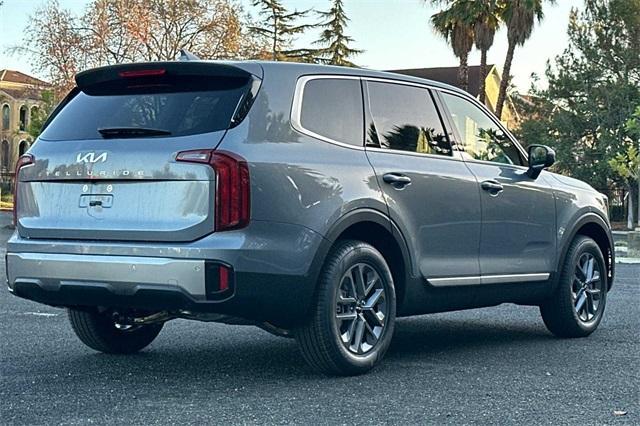 new 2025 Kia Telluride car, priced at $37,810