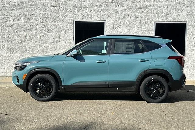 new 2026 Kia Seltos car, priced at $29,055