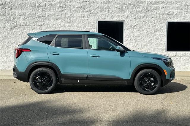new 2026 Kia Seltos car, priced at $29,055
