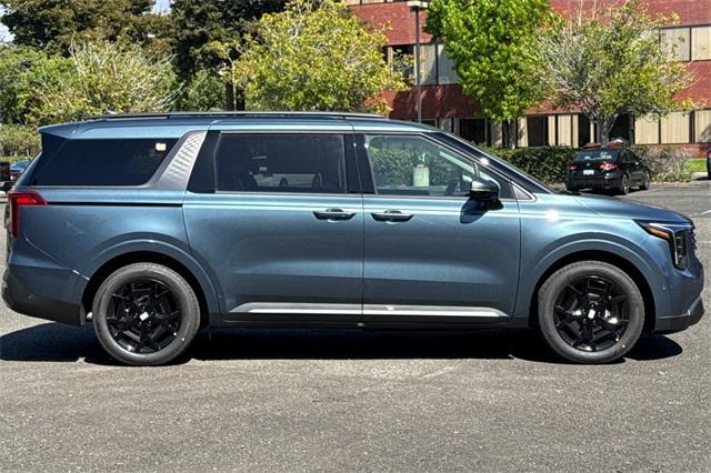 new 2025 Kia Carnival Hybrid car, priced at $51,095