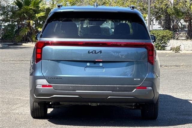 new 2025 Kia Carnival Hybrid car, priced at $51,095