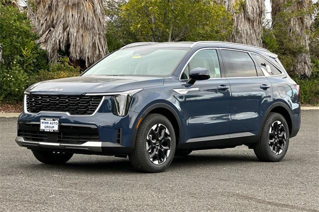 new 2025 Kia Sorento car, priced at $37,060