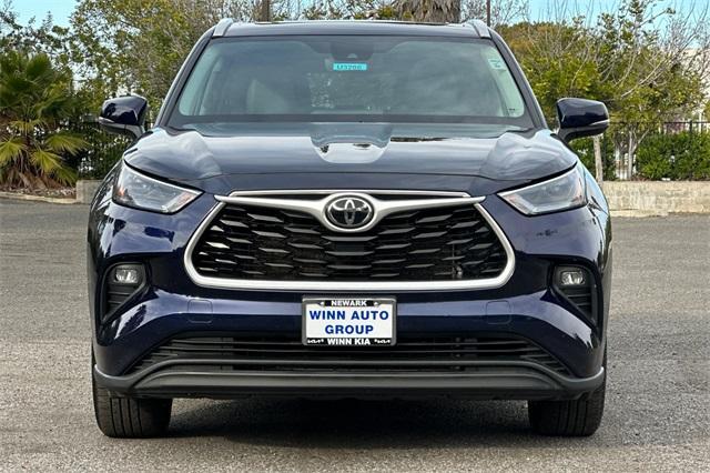 used 2022 Toyota Highlander car, priced at $30,605