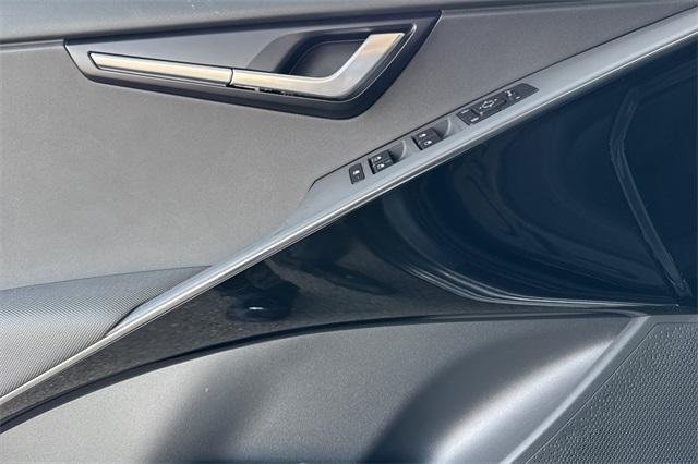 new 2025 Kia Niro car, priced at $31,360