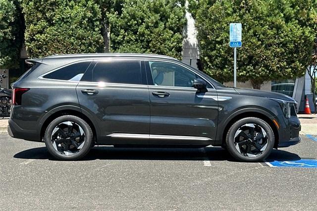 new 2025 Kia Sorento Hybrid car, priced at $48,915