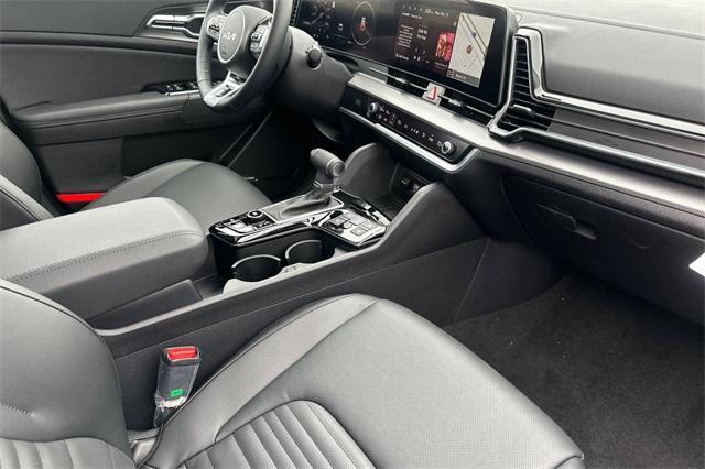 new 2025 Kia Sportage car, priced at $36,580