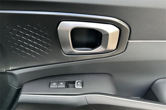 new 2025 Kia Sorento car, priced at $38,445