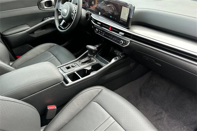 new 2025 Kia Sorento car, priced at $38,445