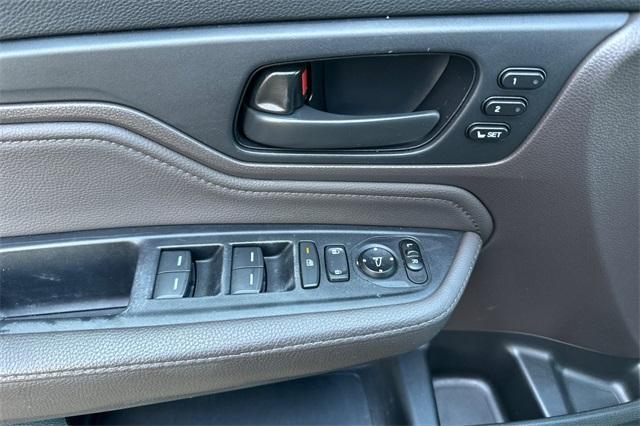 used 2019 Honda Odyssey car, priced at $26,412