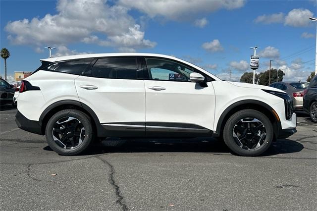 new 2026 Kia Sportage Hybrid car, priced at $35,215