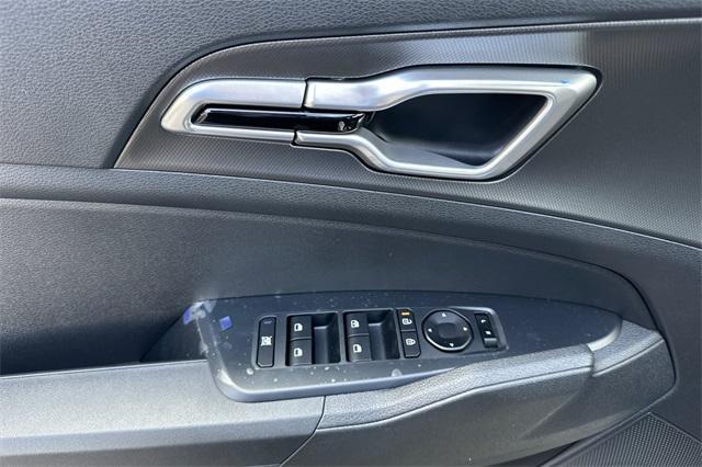 new 2026 Kia Sportage Hybrid car, priced at $35,215
