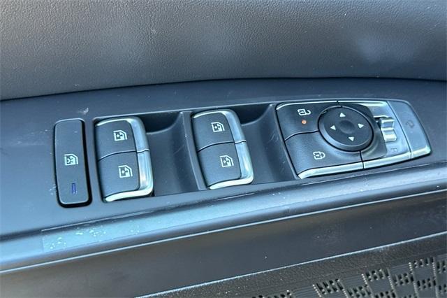 new 2026 Kia Carnival Hybrid car, priced at $51,285