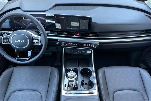 new 2026 Kia Carnival Hybrid car, priced at $51,285