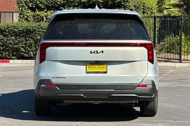 new 2026 Kia Carnival Hybrid car, priced at $51,285