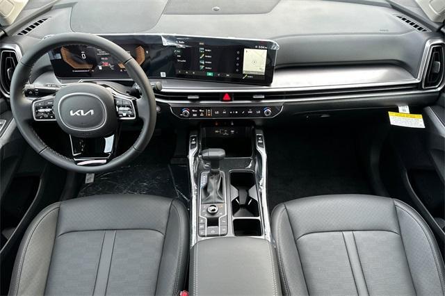 new 2025 Kia Sorento car, priced at $39,025