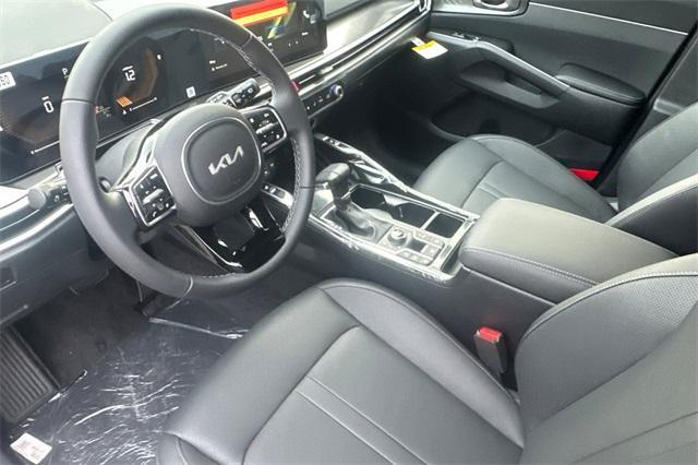 new 2025 Kia Sorento car, priced at $39,025