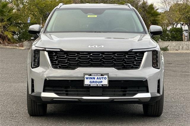 new 2025 Kia Sorento car, priced at $39,025
