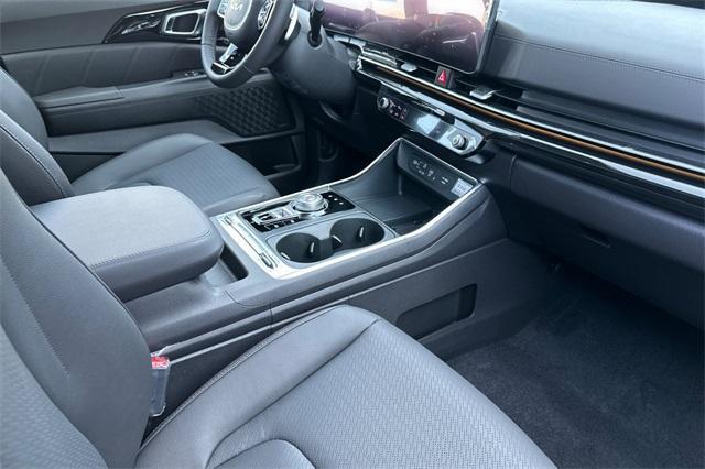 new 2026 Kia Carnival car, priced at $54,855