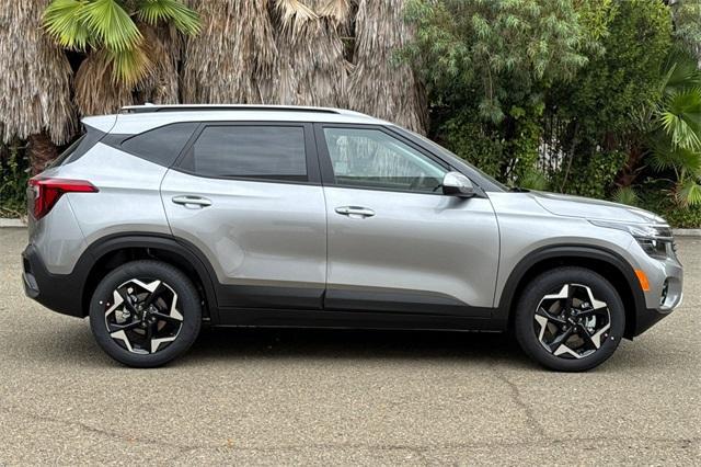 new 2026 Kia Seltos car, priced at $27,035