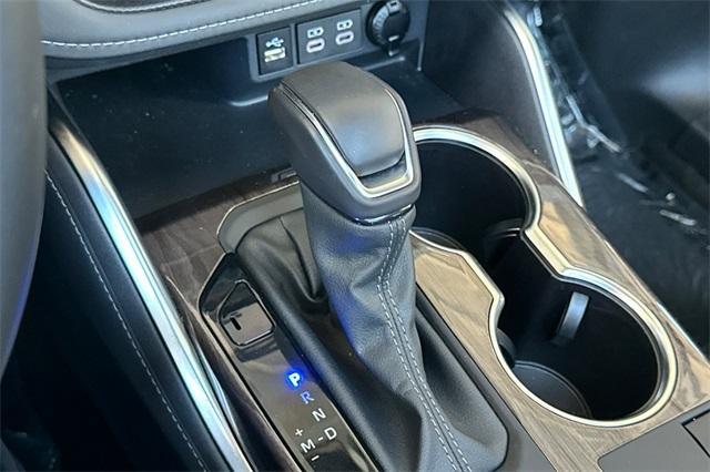 used 2024 Toyota Highlander car, priced at $47,434