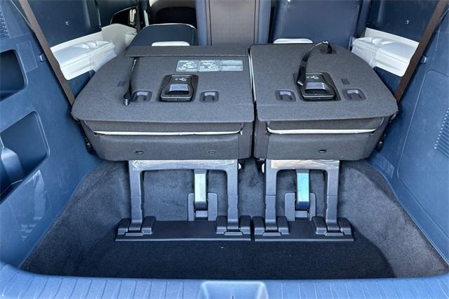 new 2025 Kia Carnival Hybrid car, priced at $51,095