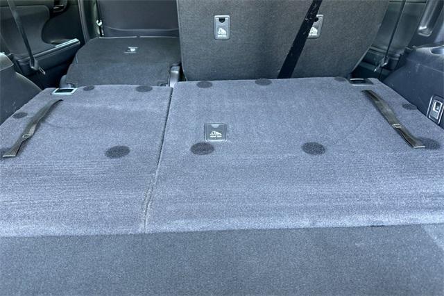 used 2023 Toyota Highlander car, priced at $31,412
