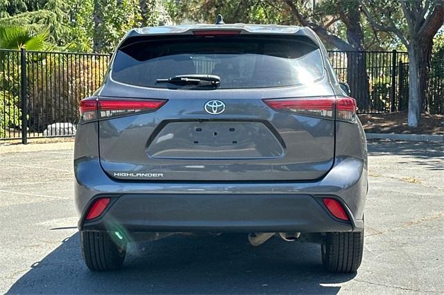 used 2023 Toyota Highlander car, priced at $31,412