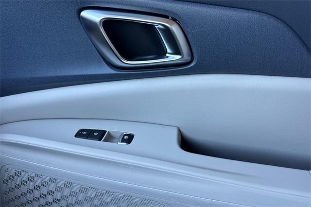 new 2026 Kia Carnival Hybrid car, priced at $45,385