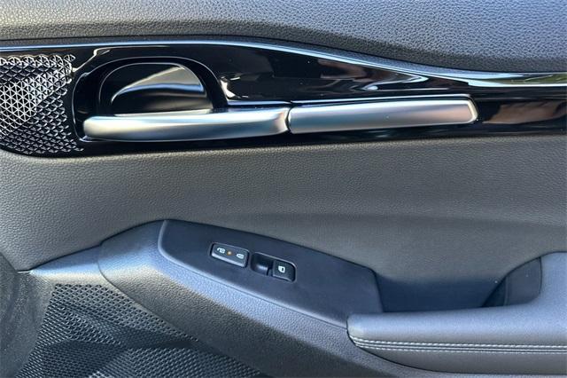 new 2026 Kia Seltos car, priced at $28,990