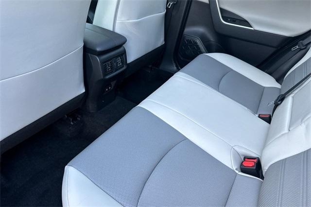 used 2021 Toyota RAV4 Hybrid car, priced at $29,914