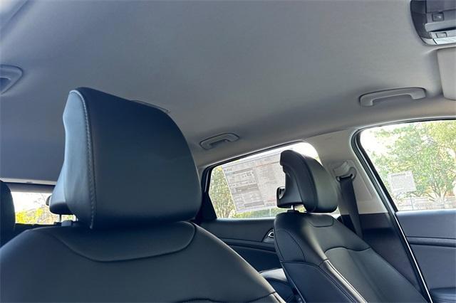 new 2025 Kia Sportage car, priced at $31,455
