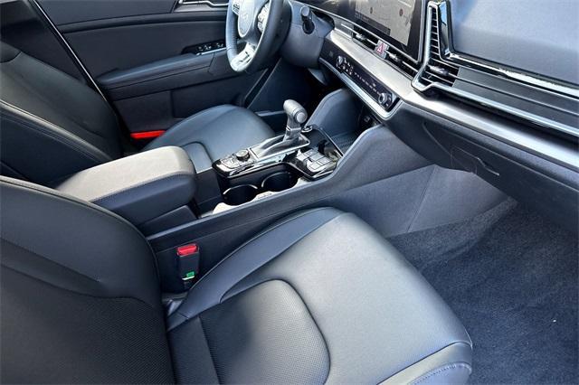 new 2025 Kia Sportage car, priced at $31,455