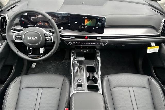 new 2025 Kia Sorento car, priced at $38,325